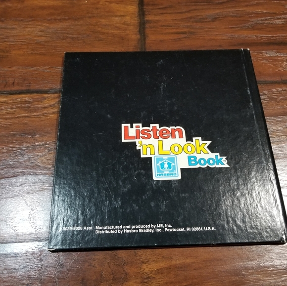 Vintage 1985 Transformers book - Picture 8 of 8